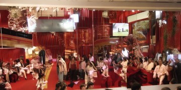 蓝又时的歌为何难以大红大紫？