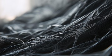 人执拗如你出自哪首歌？