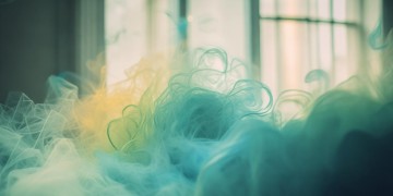 清醒后并不痛苦究竟是哪首歌？